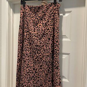 SHEIN ANIMAL PRINT SKIRT IN BLACK AND RUST SIZE LARGE - NWT (435)